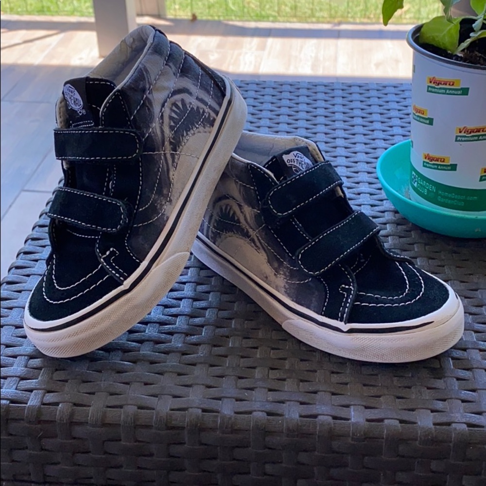 Kids Sneakers